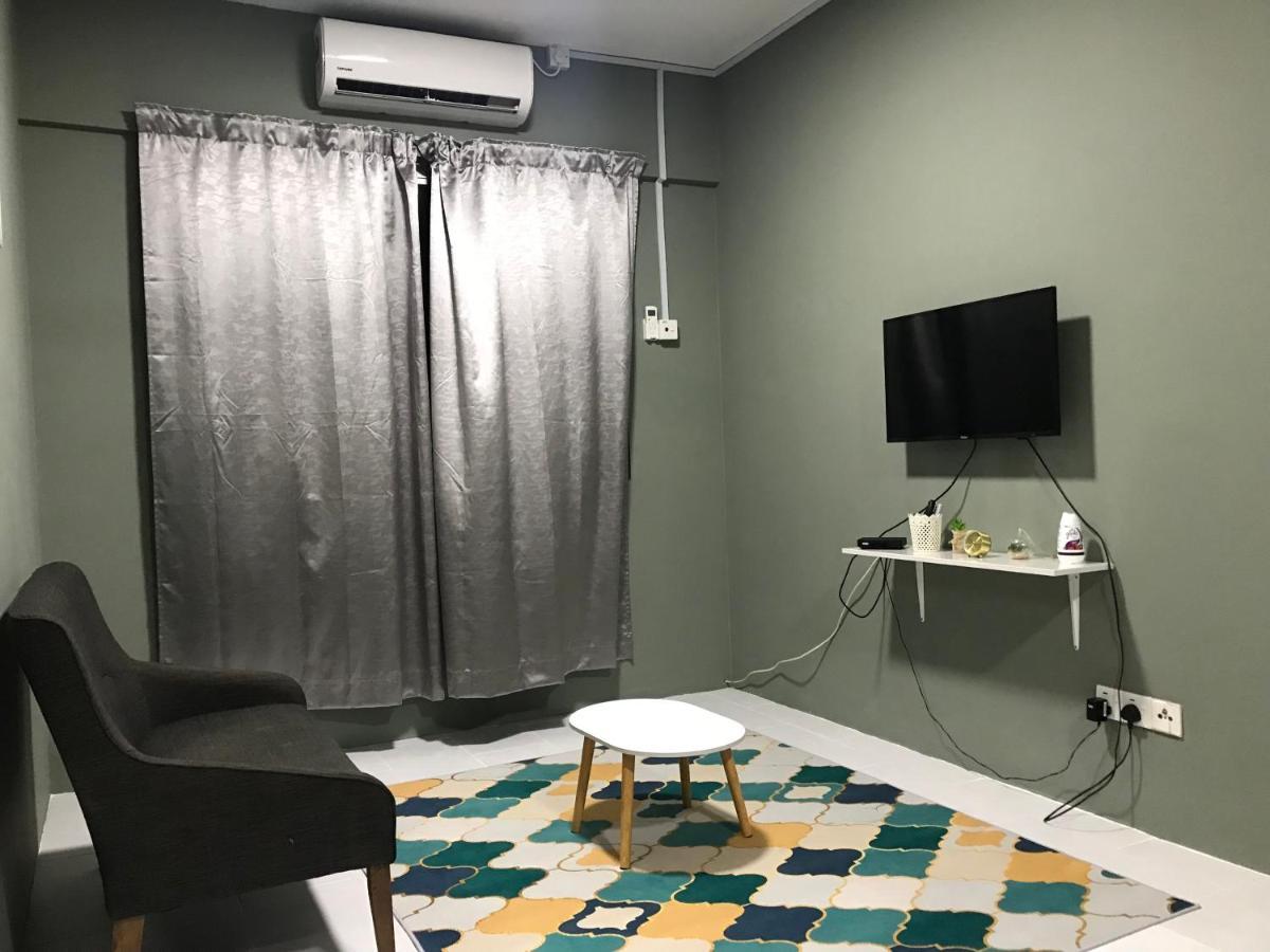 Homestay Puri Bandar Kuala Terengganu Esterno foto