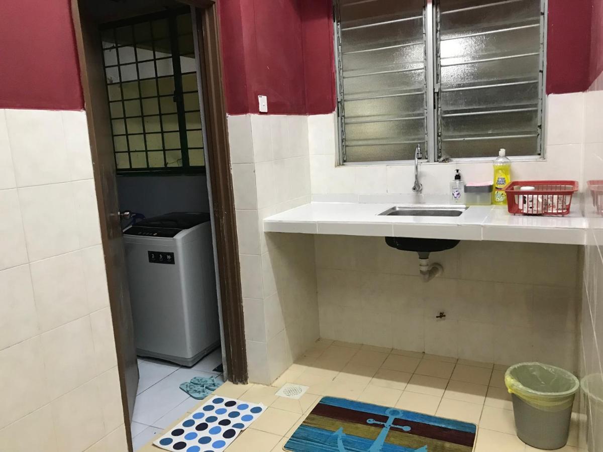 Homestay Puri Bandar Kuala Terengganu Esterno foto